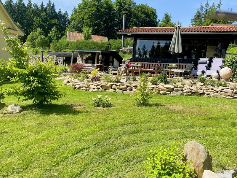 Terasse an der der Backwahn Hütte
